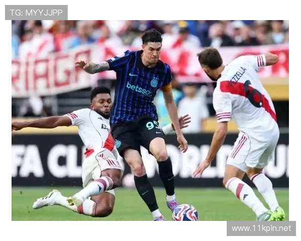 巴斯托尼欧冠稳定出场，能否跻身顶级中卫行列