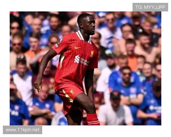 利物浦防线屡遭打穿，整体站位混乱成主要症结