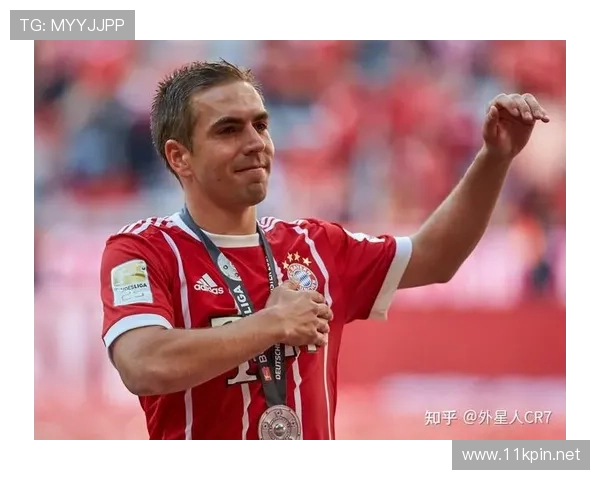 拜仁内部管理矛盾激化，豪华阵容却陷入战术迷失，豪门地位岌岌可危